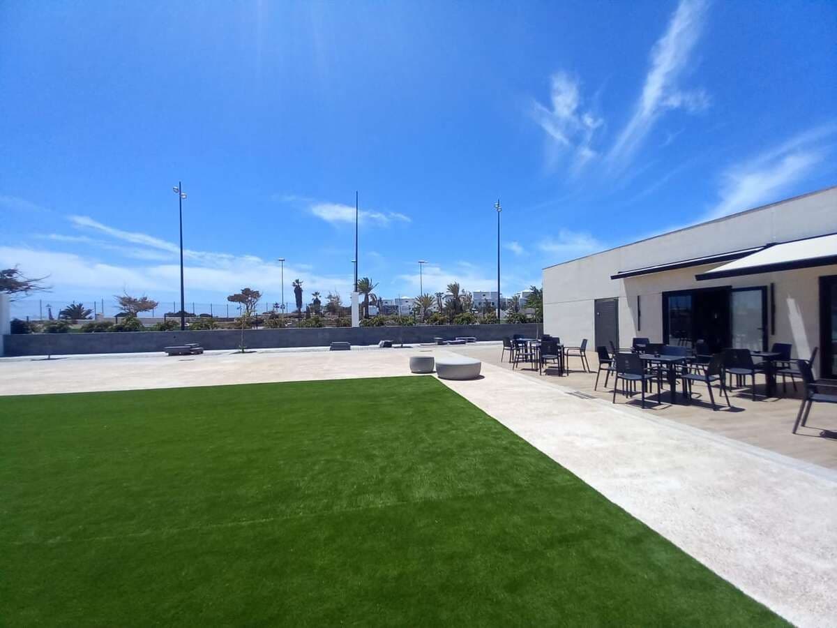 Imagen 3 de la propiedad Local para HOSTELERÍA en la mejor ubicación de Costa Teguise, en Galería Comercial El Bulevar.
