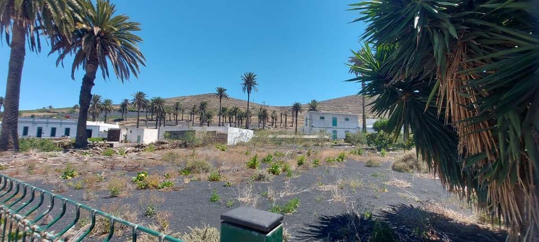 Imagen de propiedad: Terreno Urbano en un entorno único en Haría. en Haría